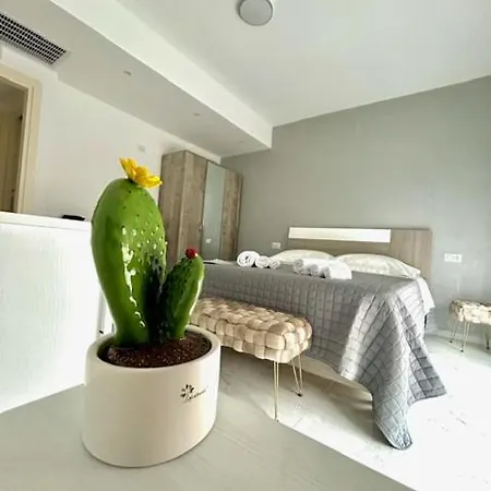 Aqua Marine - And Bed & Breakfast