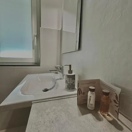 Aqua Marine - And 4*