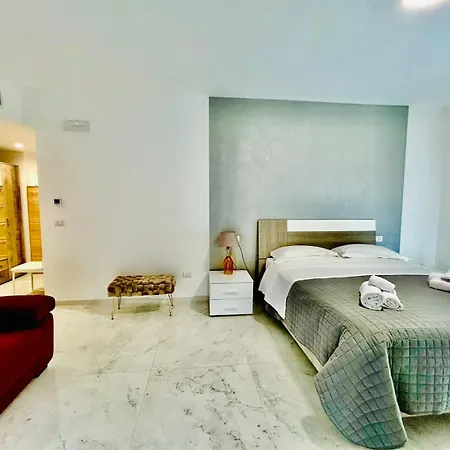 Aqua Marine - And 4* Milazzo