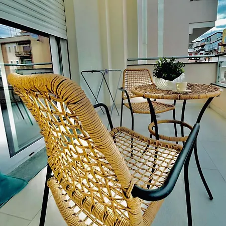 Aqua Marine - And Bed & Breakfast 4*